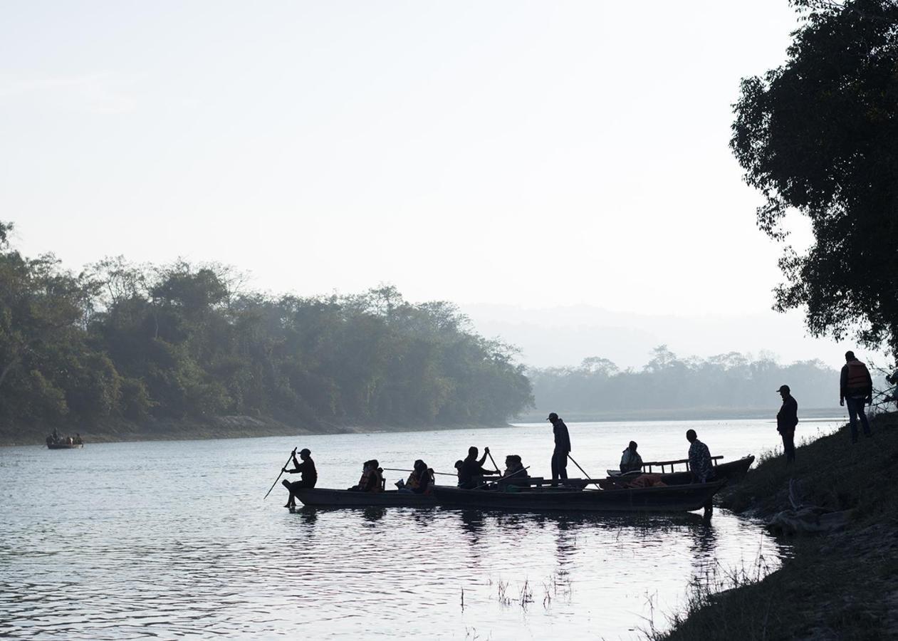 Sanctuary Chitwan National Park Читван Экстерьер фото