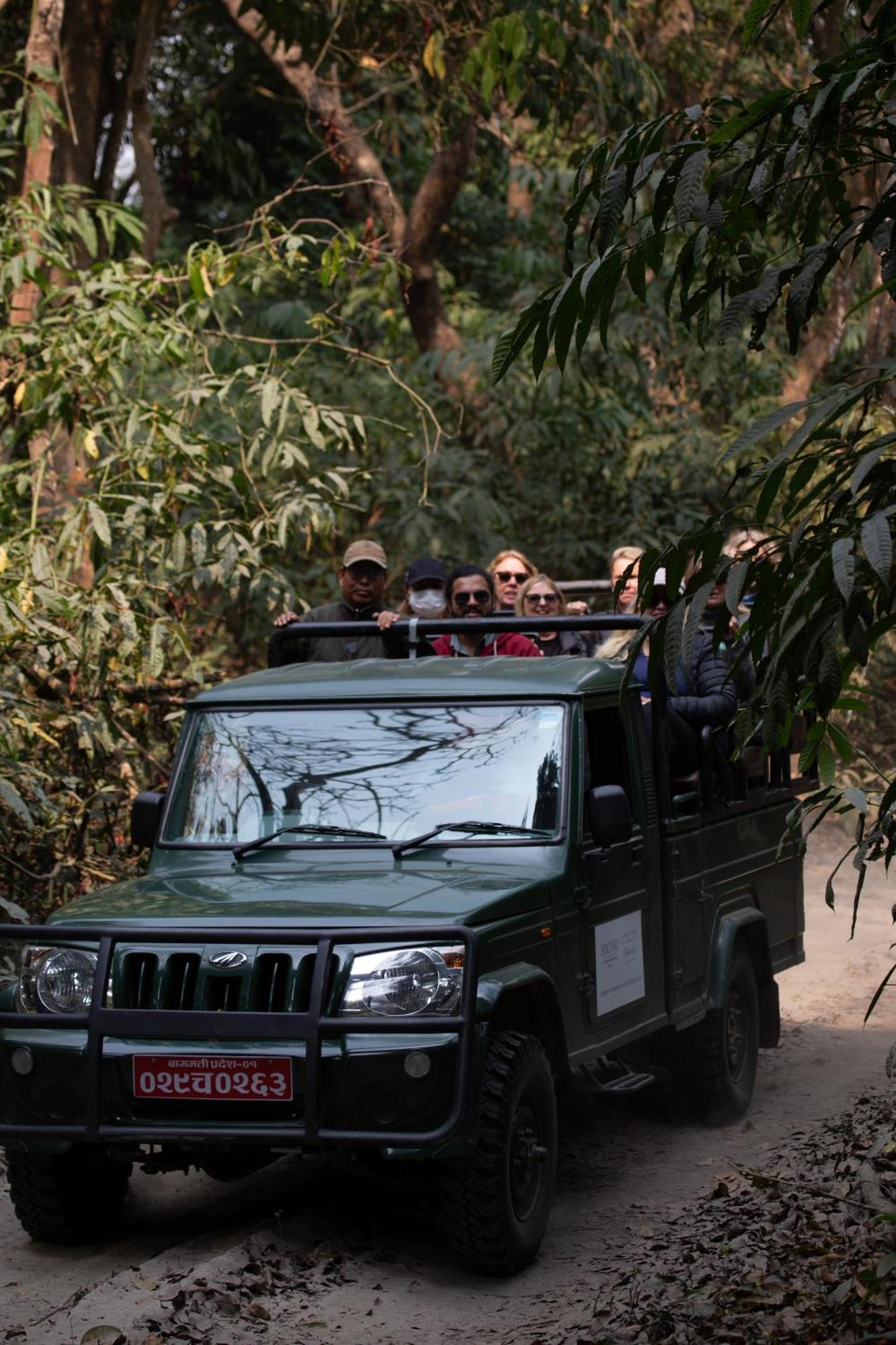 Sanctuary Chitwan National Park Читван Экстерьер фото